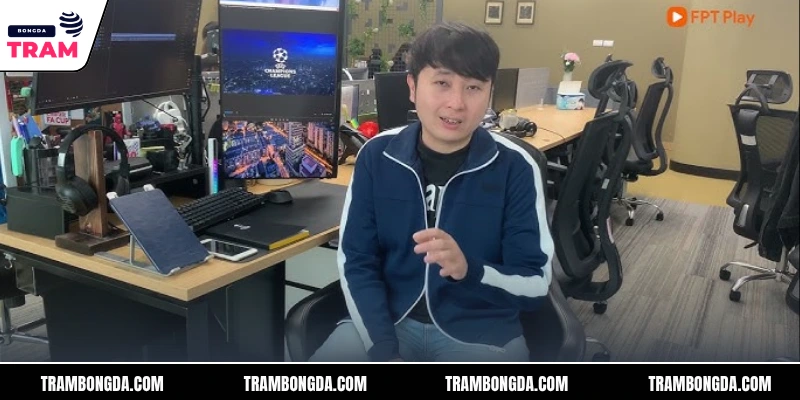 Khoảnh khắc BLV Roy bình luận trận chung kết hấp dẫn